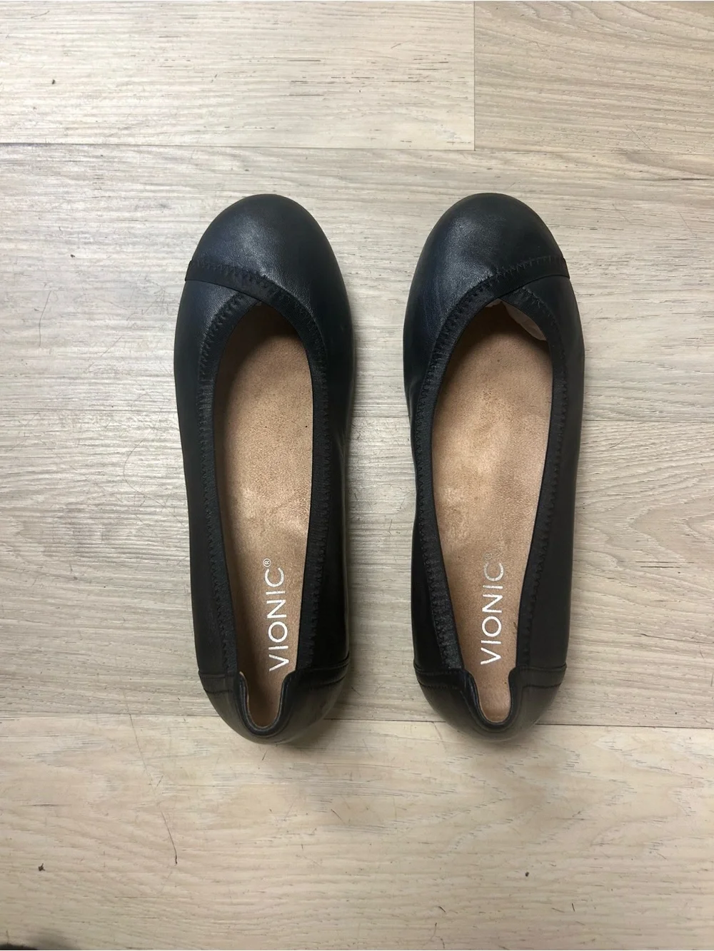 Vionic Ballet Flats Caroll Womens 7.5 Black Leather Slip On Comfort Classic Chic